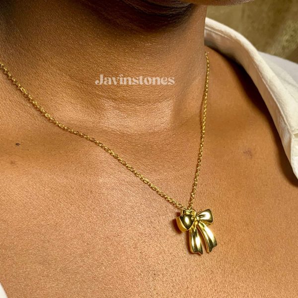 Bow Necklace