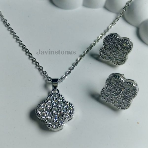 Clover Silver Set