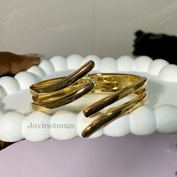 Twirly Chunky Bangle